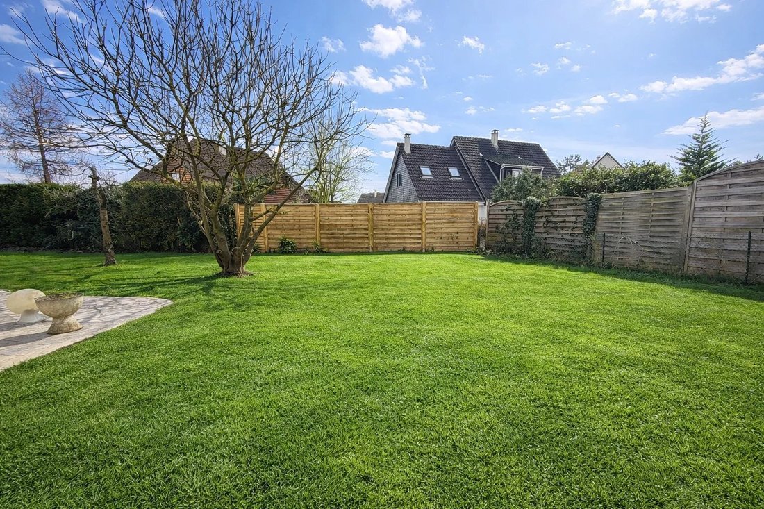 House in Chelles, Ile-de-France, France 3 - 17139756