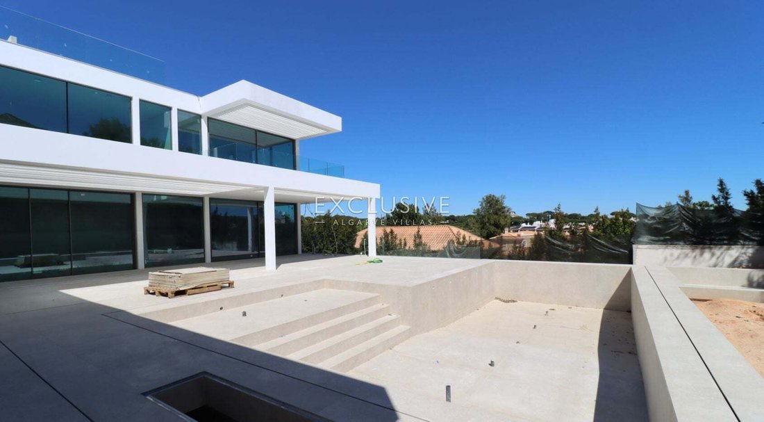 Villa in Almancil, Algarve, Portugal 1 - 17553226