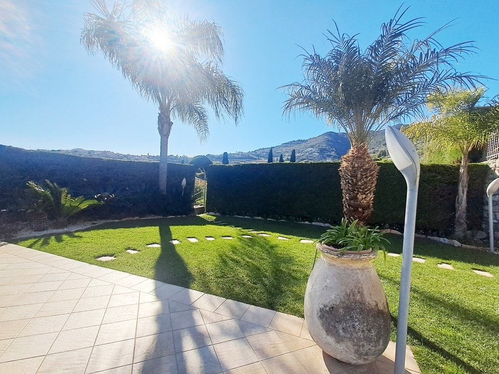 Villa in San Lorenzo - Solaro, Sanremo, Italy 4 - 17548578