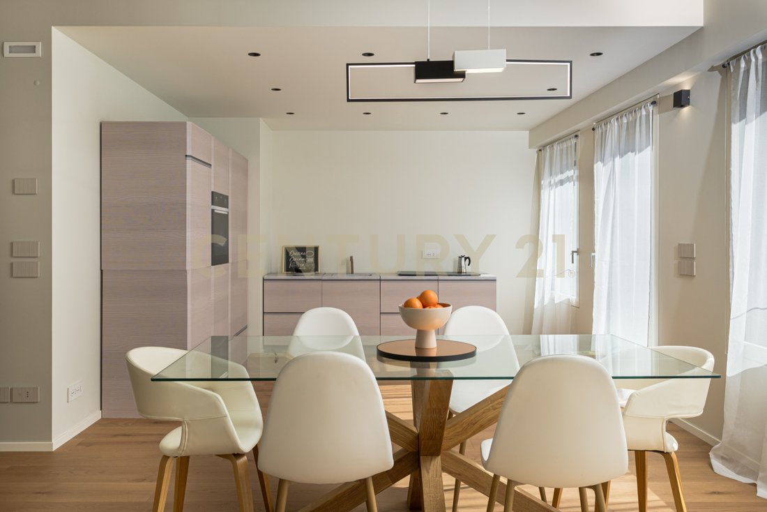 Apartment in Cathedral - Piazza dei Signori, Treviso, Italy 4 - 17551568
