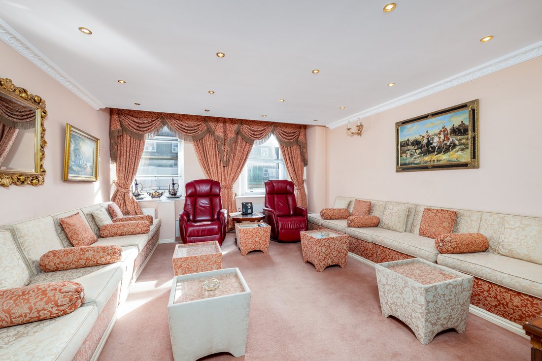 Apartment in Hyde Park, Westminster, England 3 - 17551713