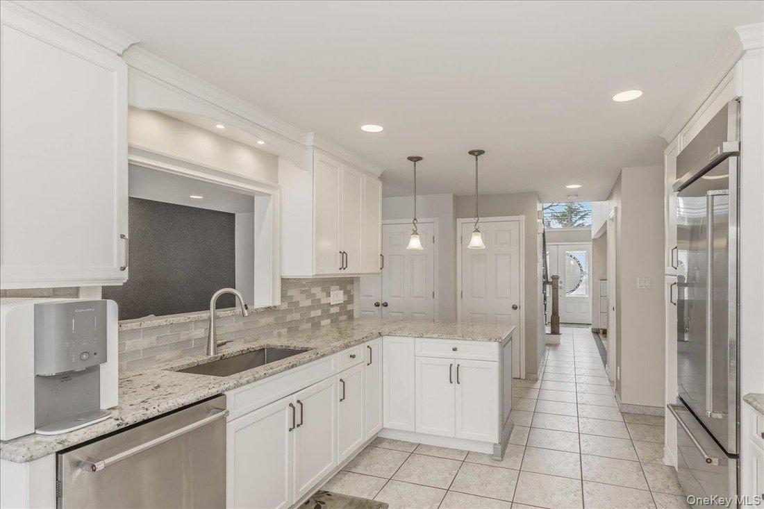House in Franklin Square, New York, United States 5 - 17552342