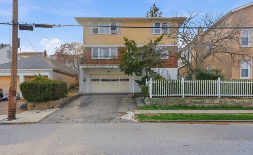 Apartment in Yonkers, New York, United States 1