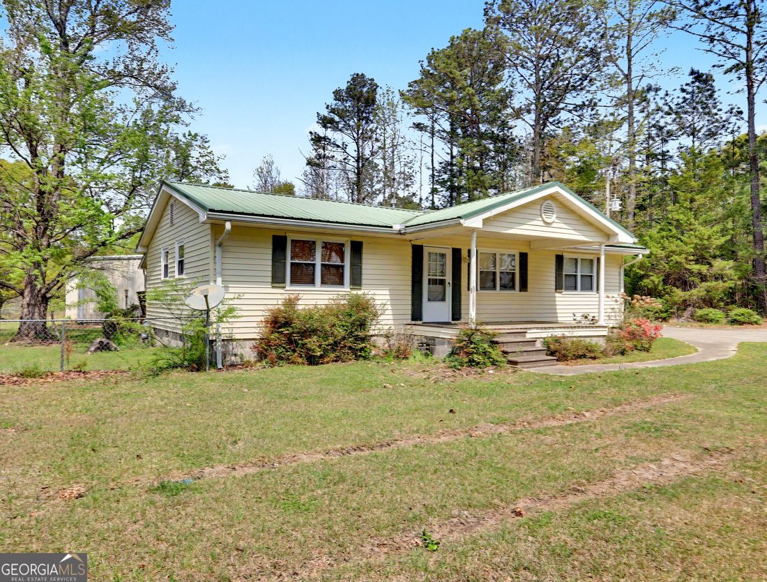 Sharpsburg, Georgia, United States 1 - 17548987