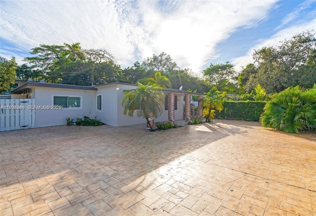 House in Miami, Florida, United States 1 - 17552463