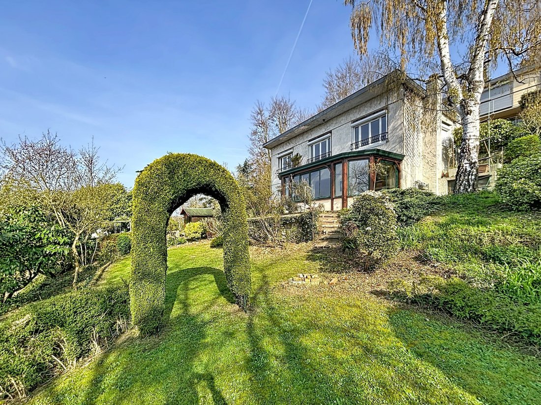 House in Toussus-le-Noble, Ile-de-France, France 1 - 17554226