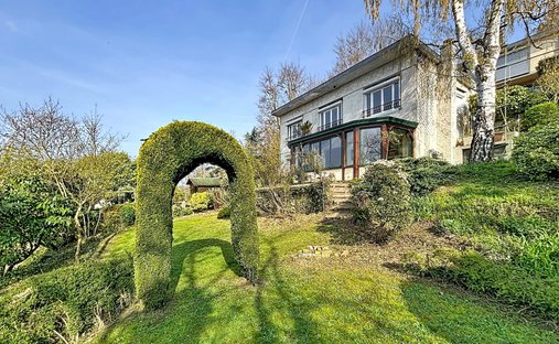House in Toussus-le-Noble, Ile-de-France, France 1