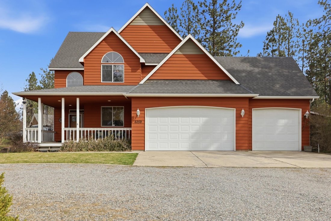 House in Nine Mile Falls, Washington, United States 1 - 17554573