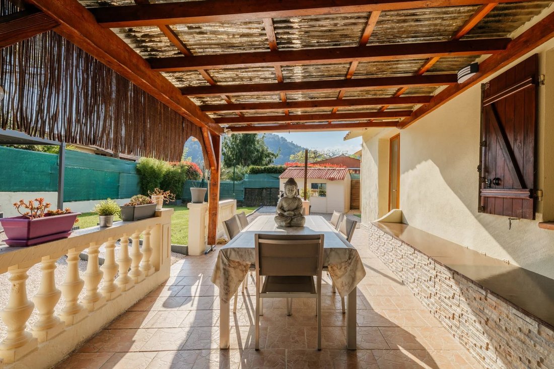 House in Val Fleuri-Montaleigne, Cagnes-sur-Mer, France 4 - 17550307