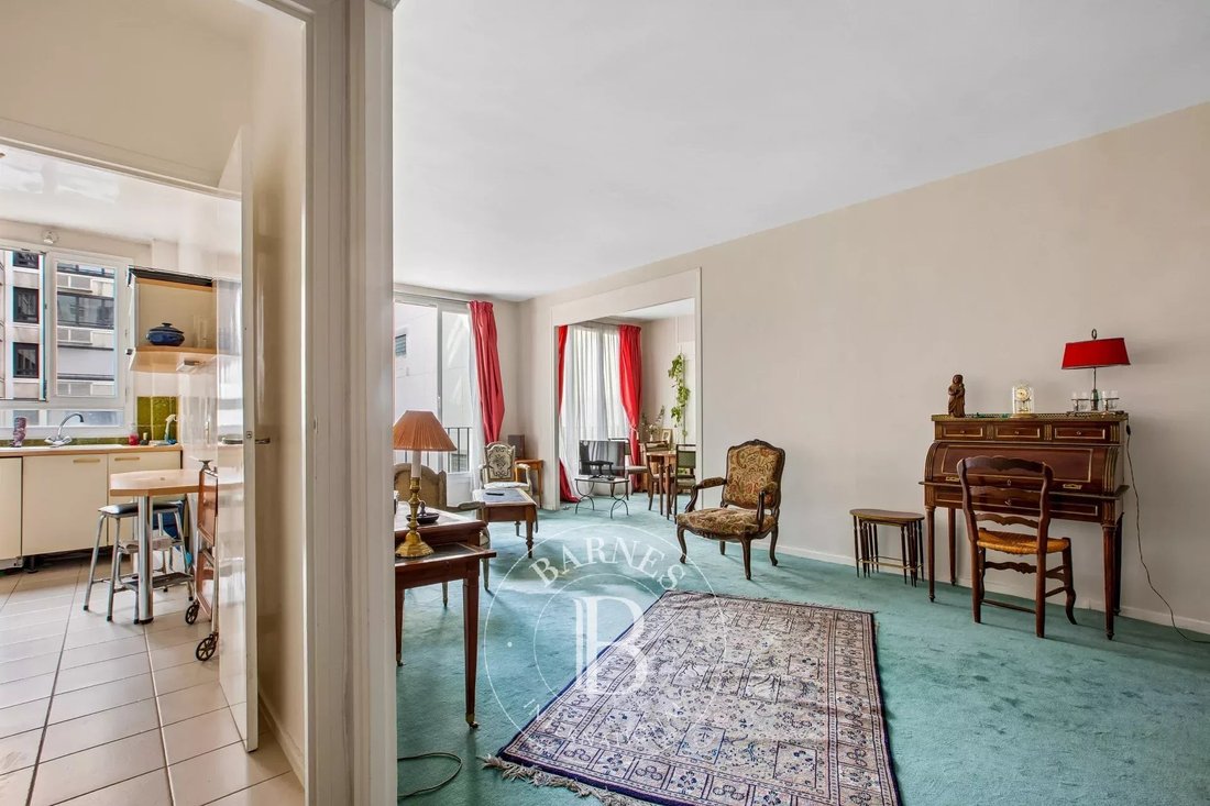 Apartment in Muette Nord, Paris 16e Arrondissement, Paris 2 - 17549957