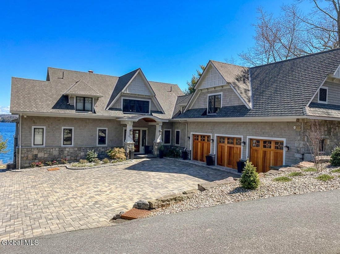House in Lake George, New York, United States 2 - 17551601