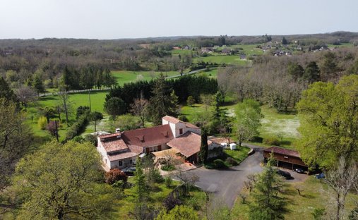 Estate in Martel, Occitania, France 1