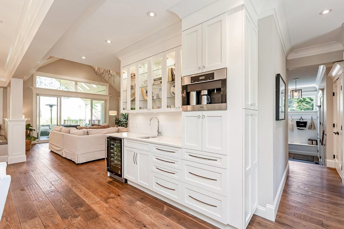 House in Surrey, British Columbia, Canada 4 - 17552931