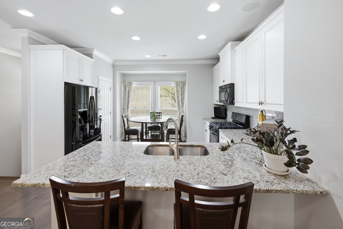 Townhouse in Alpharetta, Georgia, United States 5 - 17552669