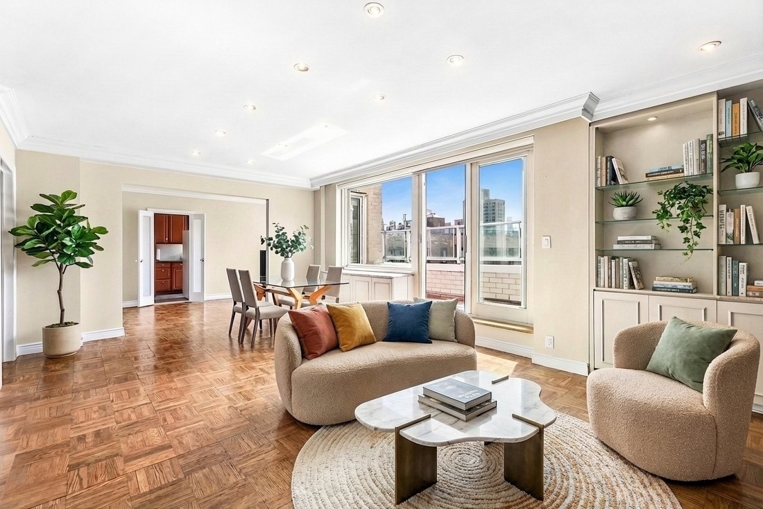 Co Op in New York, New York, United States 3 - 17552937