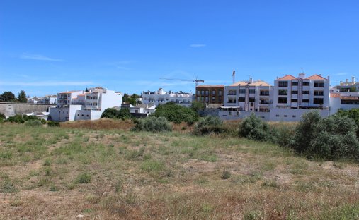 Land in Tavira (Santa Maria e Santiago), Algarve, Portugal 1
