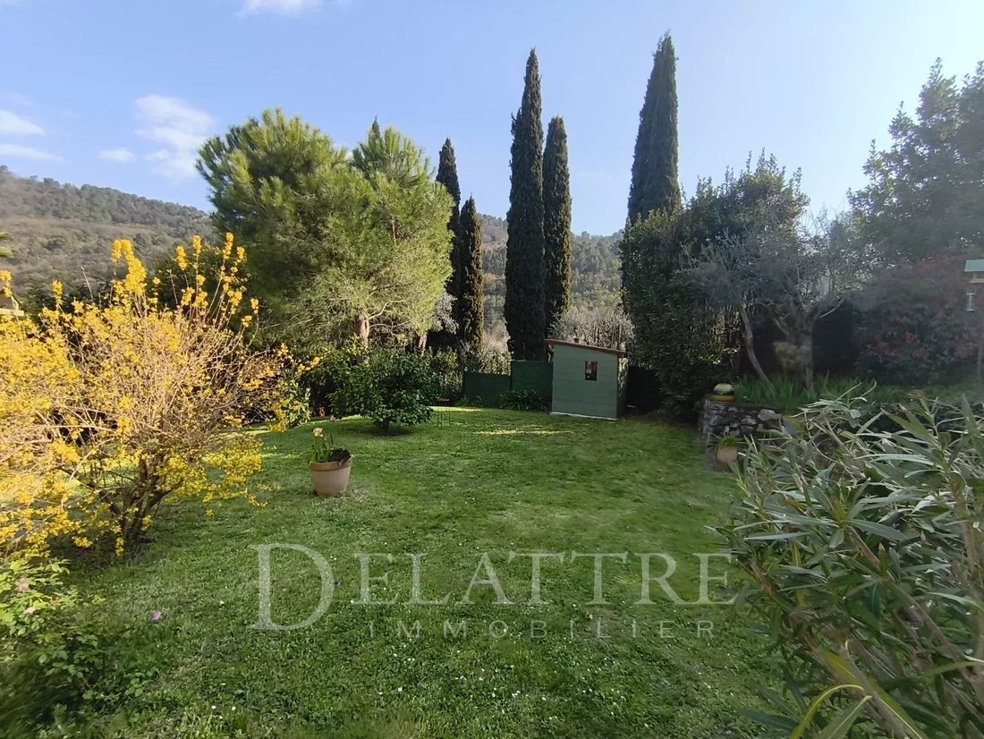 House in Le Bar-sur-Loup, Provence-Alpes-Côte d'Azur, France 3 - 17550305