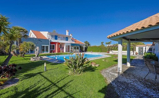 Villa in Azeitao (Sao Lourenco e Sao Simao), Setubal, Portugal 1