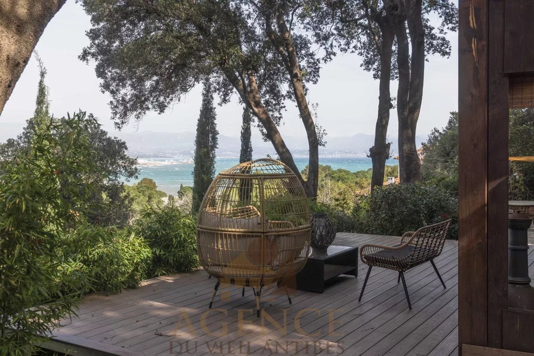 Apartment in Antibes, Provence-Alpes-Côte d'Azur, France 1 - 15394090