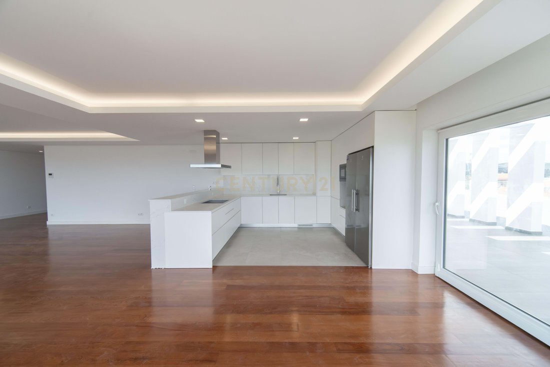 Apartment in Santa Iria de Azoia, Sao Joao da Talha e Bobadela, Lisbon, Portugal 5 - 13397410