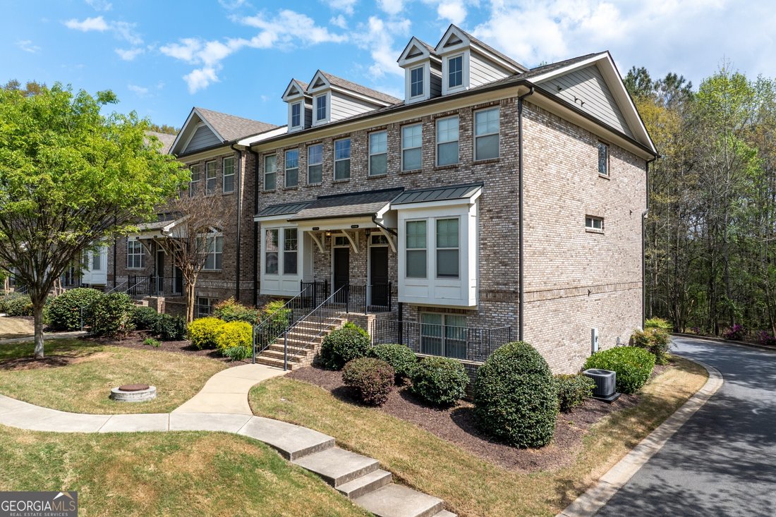 Townhouse in Alpharetta, Georgia, United States 3 - 17552669