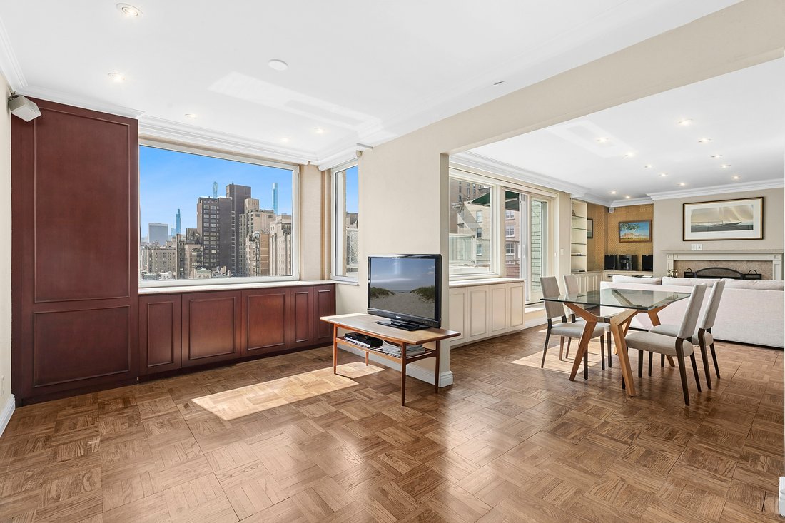 Co Op in New York, New York, United States 5 - 17552937