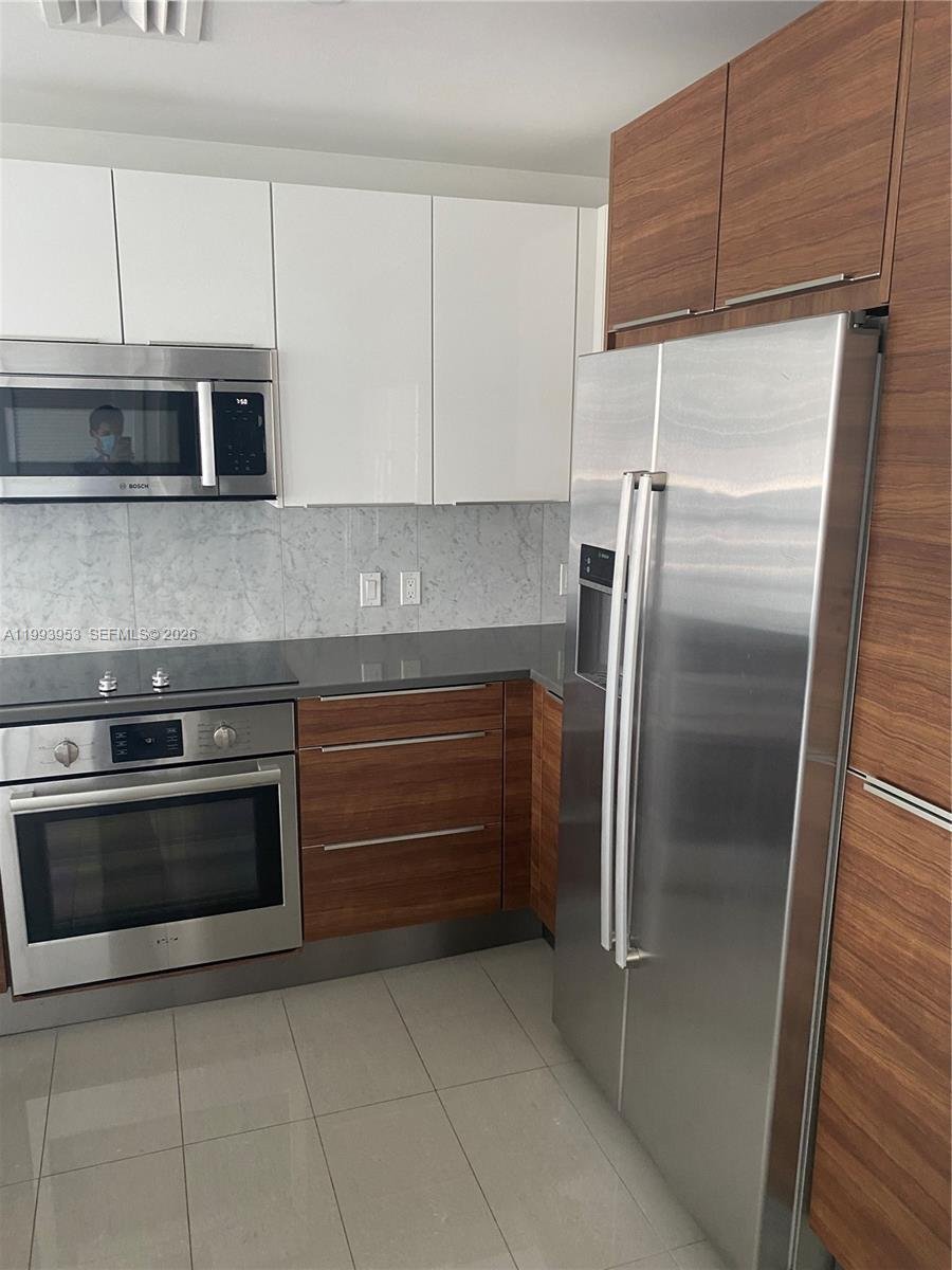Condo in Miami, Florida, United States 5 - 17552512