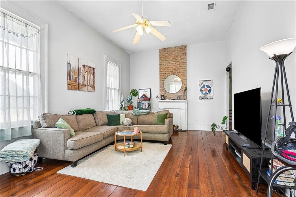 New Orleans, Louisiana, United States 5 - 17551906