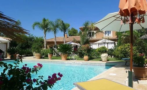 Villa in Centre Ville Est, Le Soler, France 1