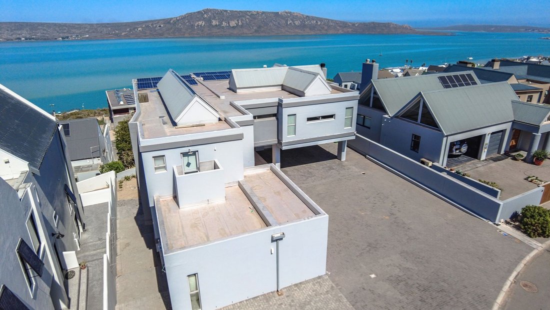 House in Saint Helena Bay, Western Cape, South Africa 4 - 17550513
