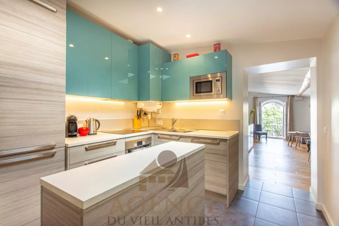 Lagare, Antibes, France 3 - 15425446