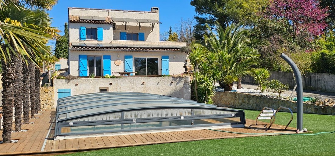 Villa in Pin Vert, Aubagne, France 2 - 17112885
