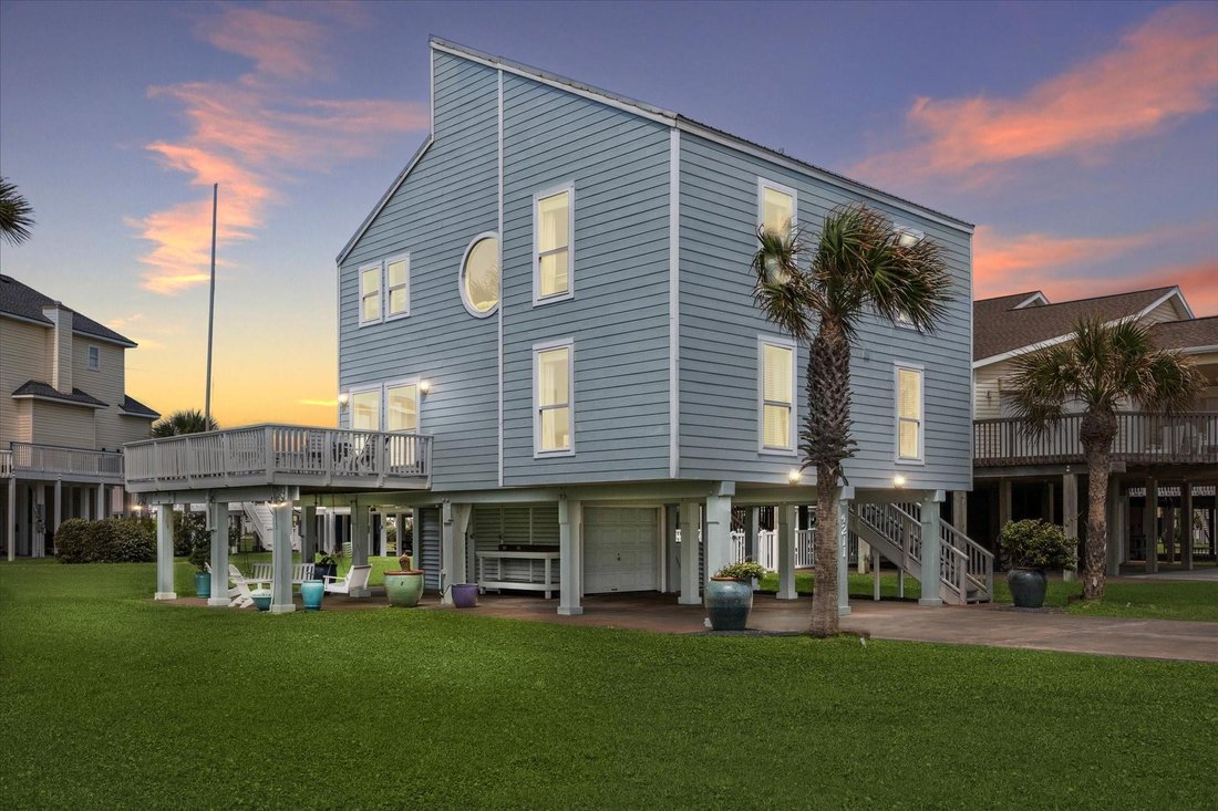 House in Galveston, Texas, United States 2 - 17552224