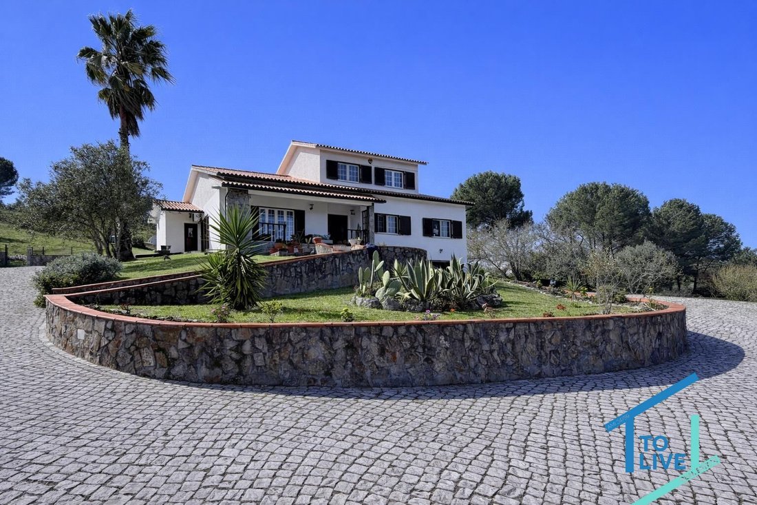 Villa in Madalena e Beselga, Distrikt Santarém, Portugal 1 - 17555078