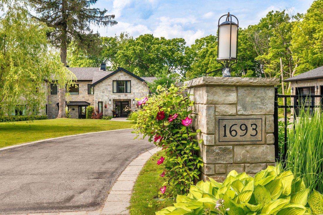 House in Montréal, Quebec, Canada 5 - 17553970
