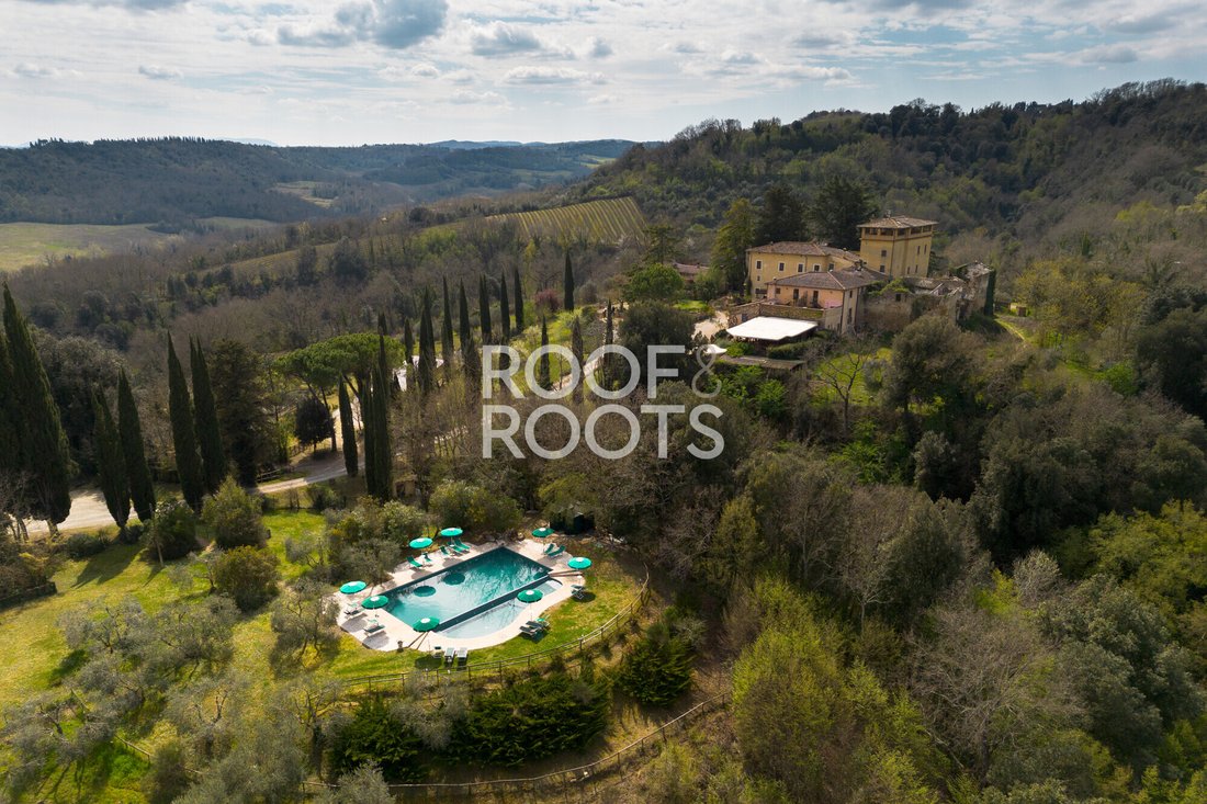 Farm Ranch in San Gimignano, Tuscany, Italy 1 - 17555107