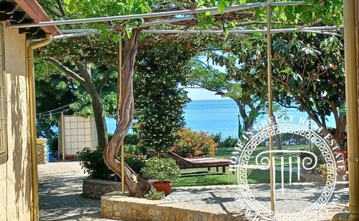 House in Pallini Municipal Unit, Macedonia and Thrace, Greece 1