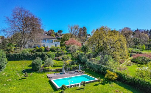 Villa in Buguggiate, Lombardei, Italien 1