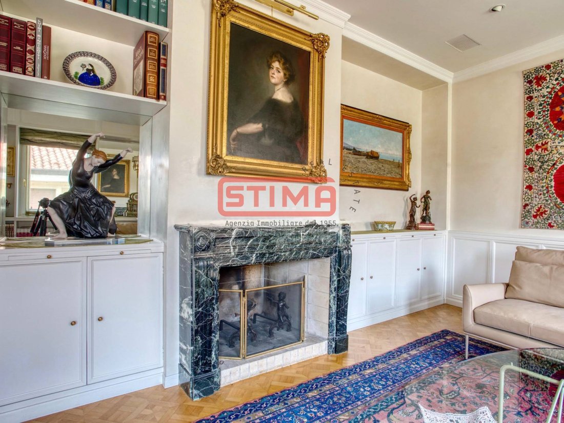 Apartment in Cathedral - Piazza dei Signori, Treviso, Italy 3 - 17555098