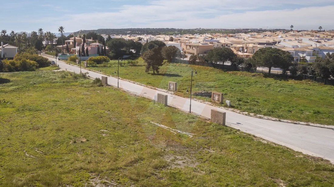 Land in Sao Goncalo de Lagos, Algarve, Portugal 5 - 17555182