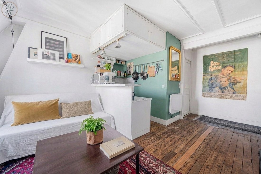 Apartment in Grange Aux Belles-Terrage, Paris 10e Arrondissement, Paris 5 - 17555322