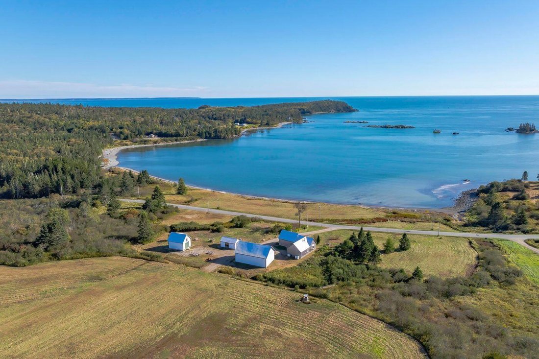 House in Lubec, Maine, United States 1 - 17555559