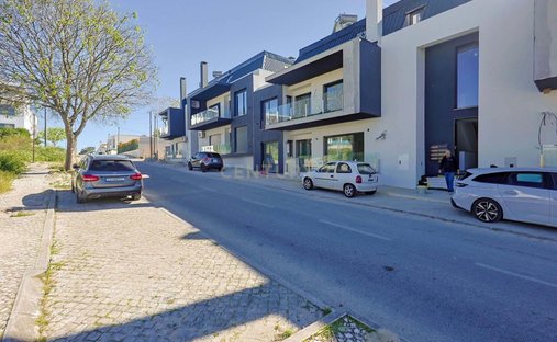 Apartment in Charneca de Caparica e Sobreda, Setubal, Portugal 1