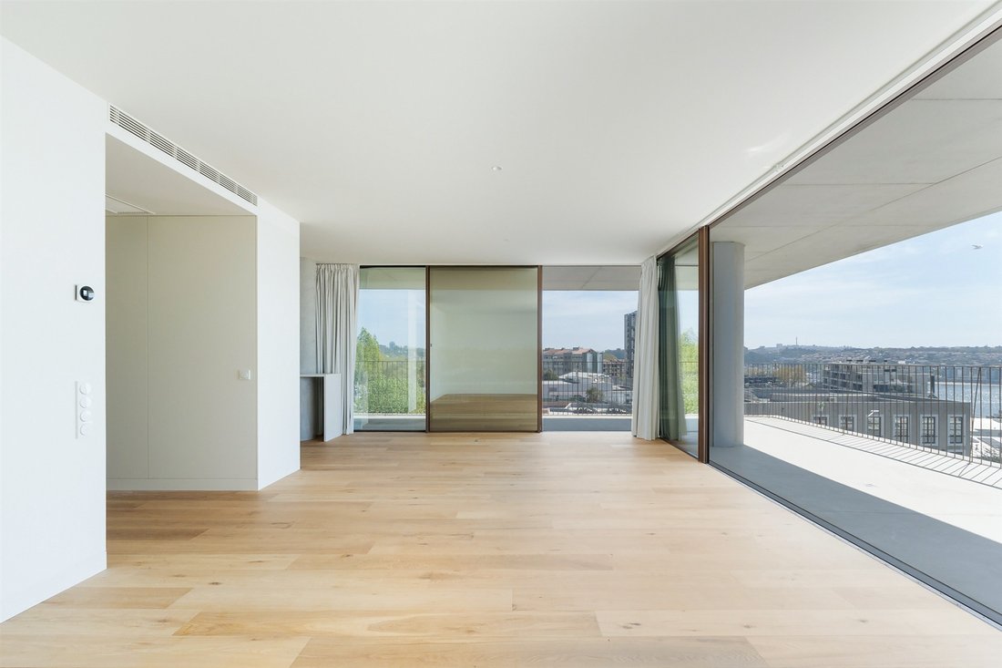 Apartment in Cedofeita, Santo Ildefonso, Se, Miragaia, Sao Nicolau e Vitoria, Porto District, Portugal 3 - 17555376