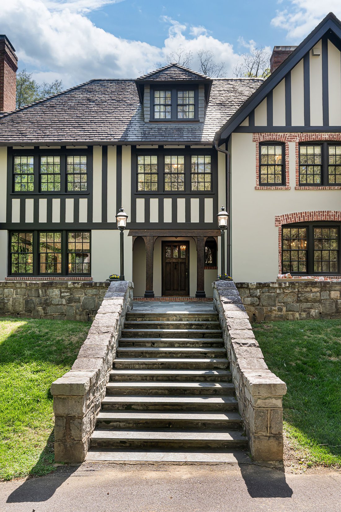 House in Asheville, North Carolina, United States 2 - 17555388