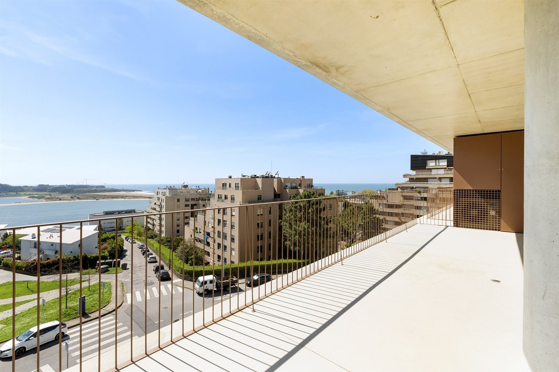 Apartment in Cedofeita, Santo Ildefonso, Se, Miragaia, Sao Nicolau e Vitoria, Porto District, Portugal 5 - 17555376