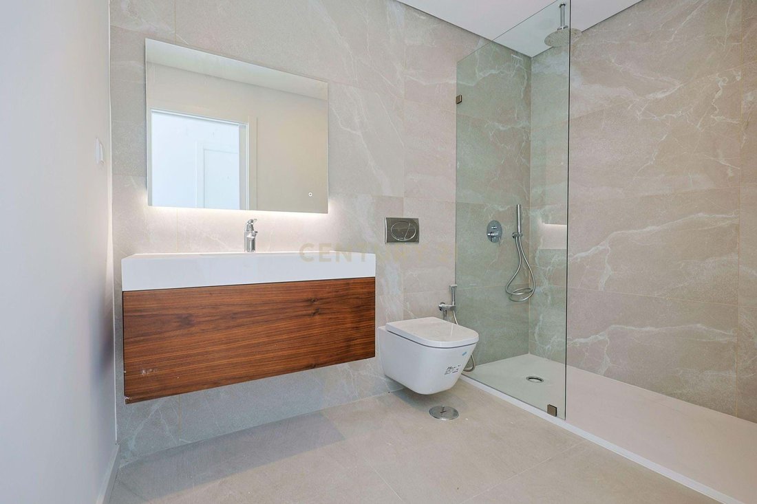Apartment in Charneca de Caparica e Sobreda, Setubal, Portugal 5 - 17555391