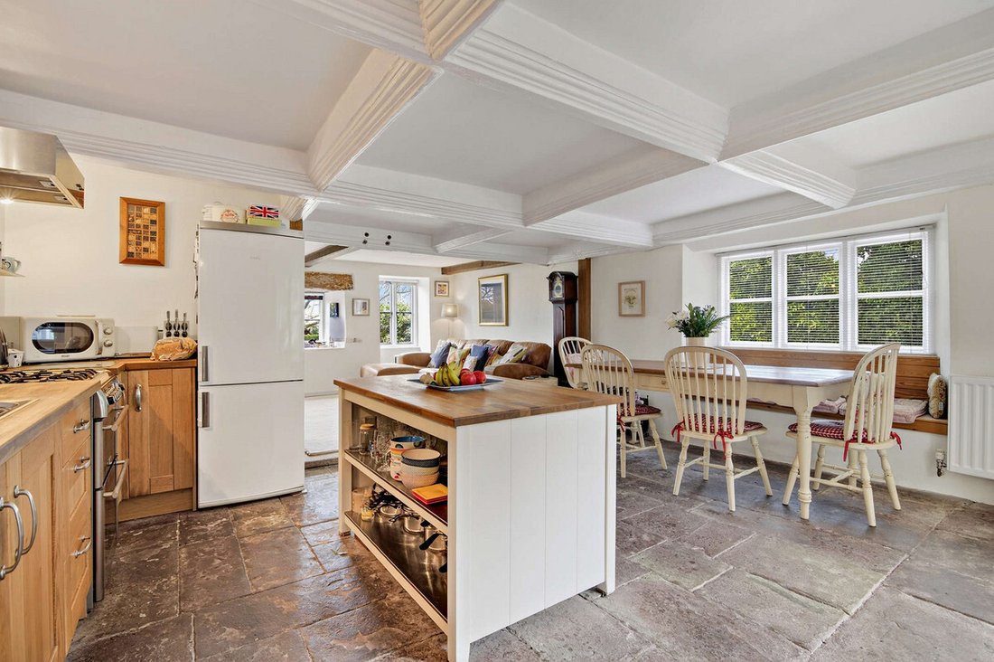 House in Charlcombe Bay, Portishead, England 3 - 17555465