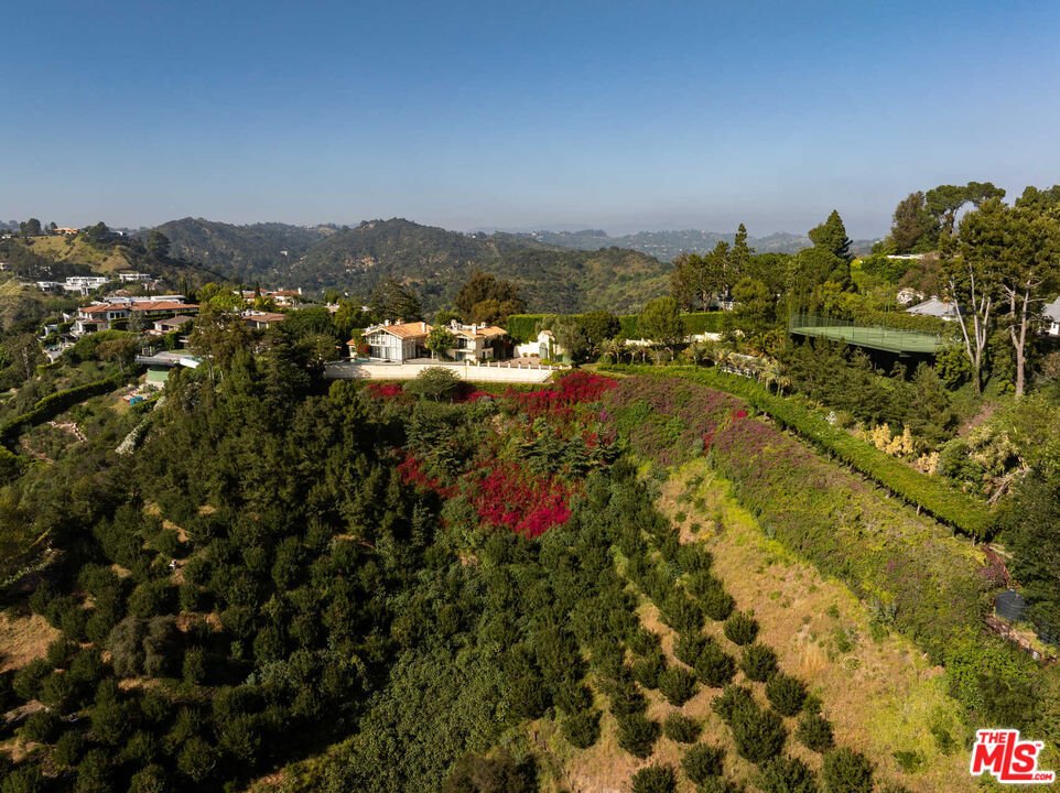 House in Los Angeles, California, United States 1 - 17555659