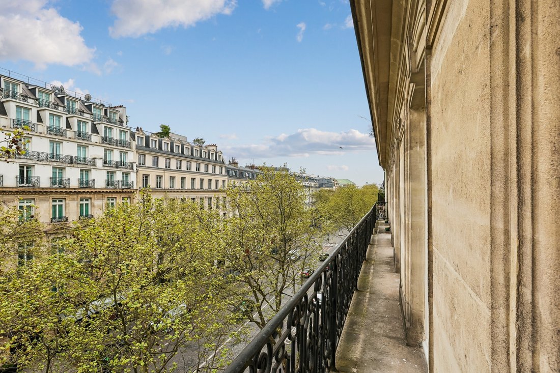 Apartment in Elysées-Madeleine, Paris 8e Arrondissement, Paris 5 - 17555698